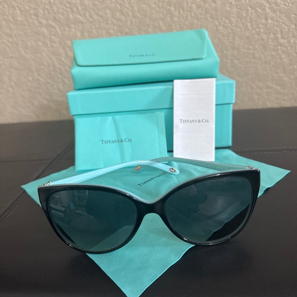 Tiffany cat eye sunglasses